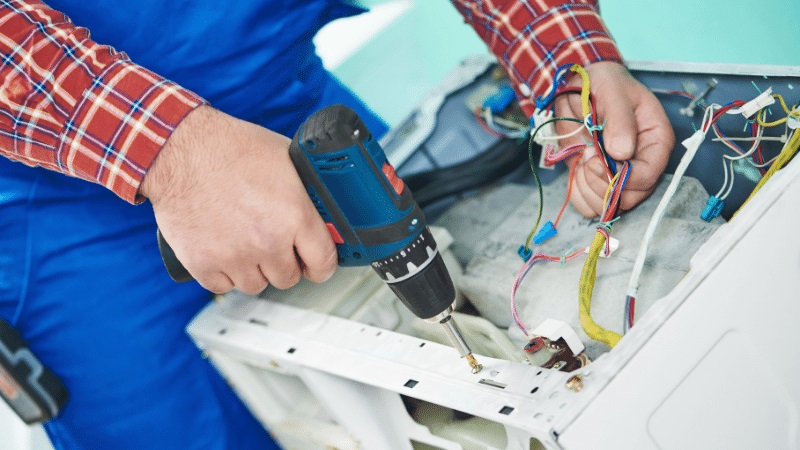 Urla Siemens Siemens çamaşır makinesi kart tamiri – Su almama arızası orijinal parça ile giderildi. - Teknik servis örneği